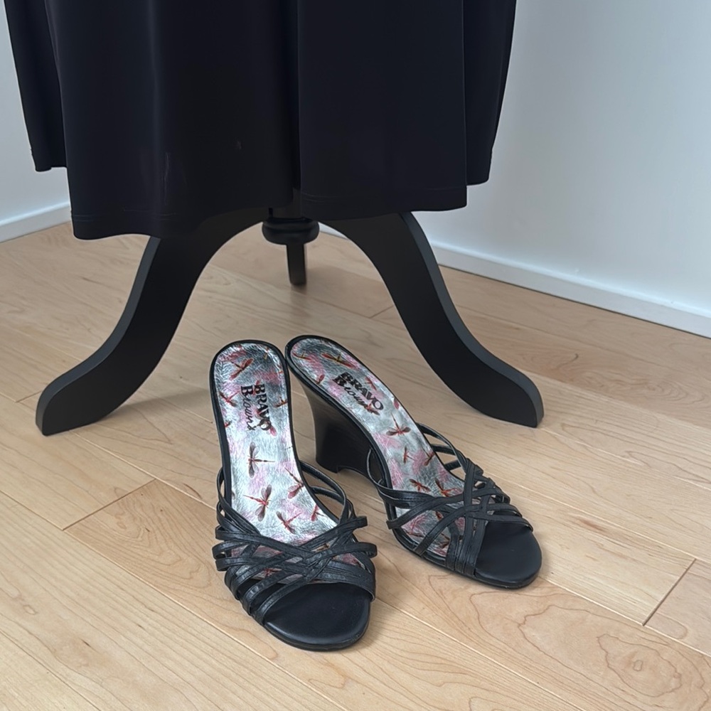 Brown’s Black Wedge Heeled Sandals small size 8